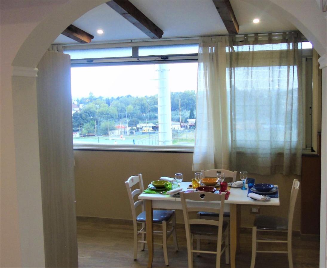 Casa Le Maioliche Lägenhet Giardini Naxos Exteriör bild